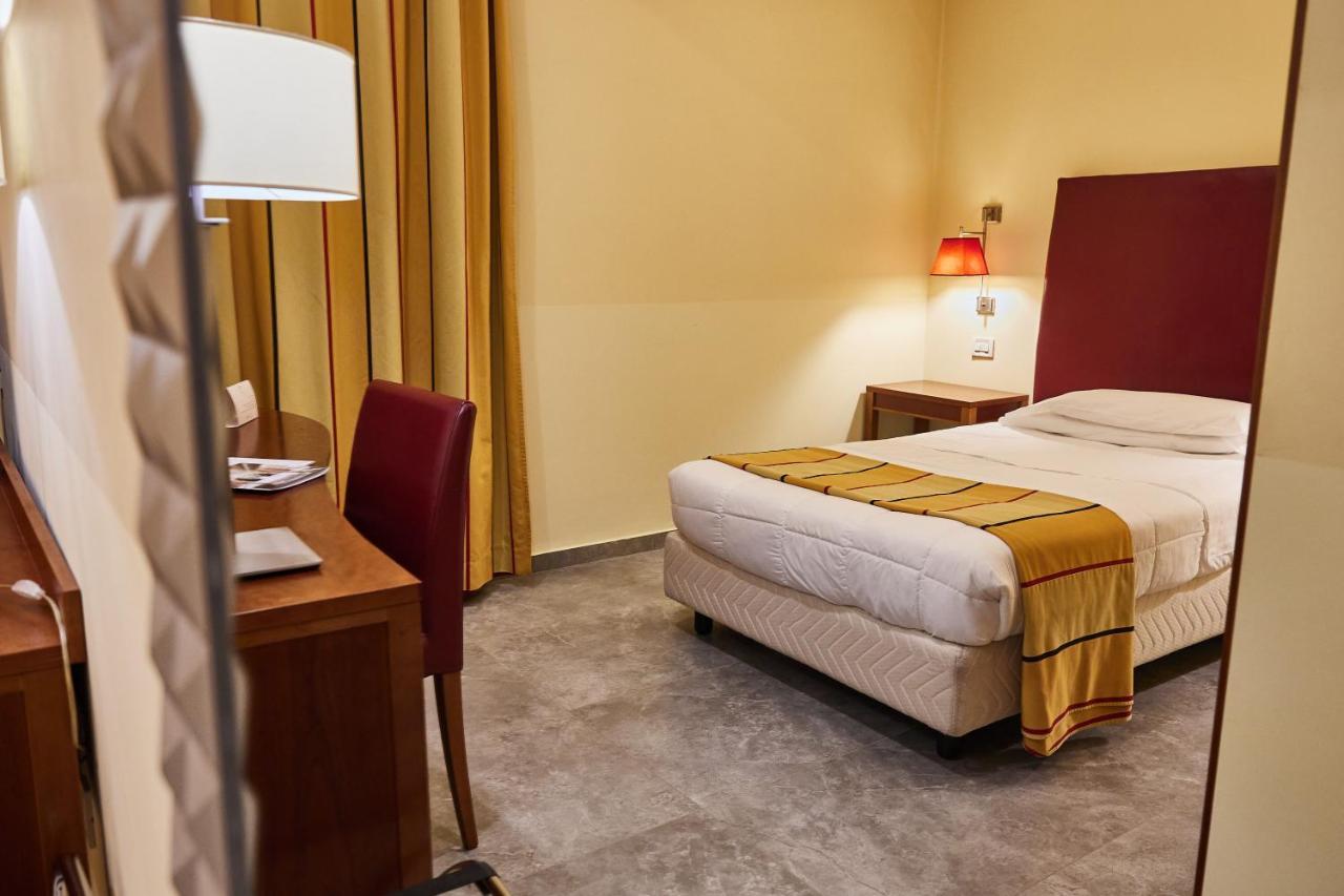 Appia Antica Hotel Corato Eksteriør billede