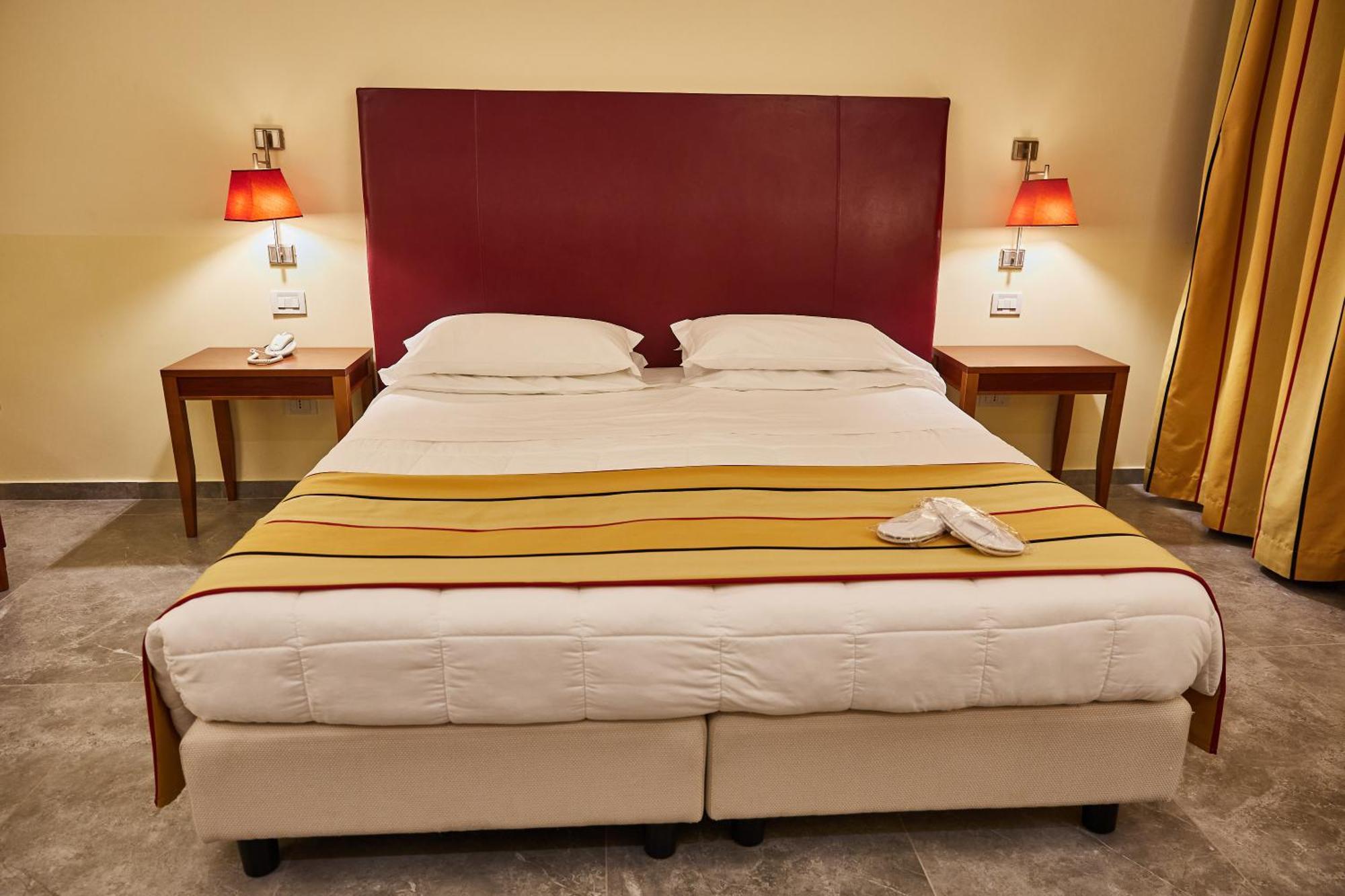 Appia Antica Hotel Corato Eksteriør billede